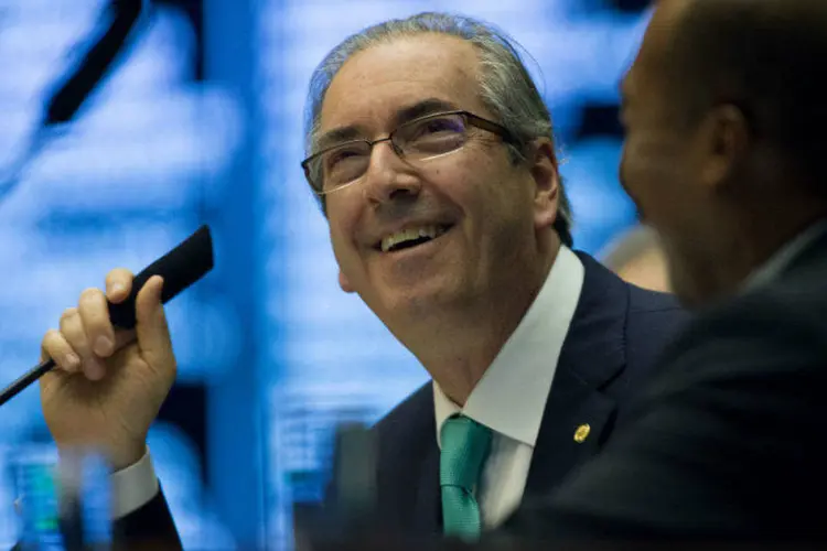 
	Eduardo Cunha: &ldquo;As mat&eacute;rias tem seu rito. Se for oriunda do Executivo, ela tranca a pauta em 45 dias. Se for dos parlamentares vai para as comiss&otilde;es e n&atilde;o cabe a mim tirar das comiss&otilde;es&rdquo;
 (Marcelo Camargo/ Agência Brasil)