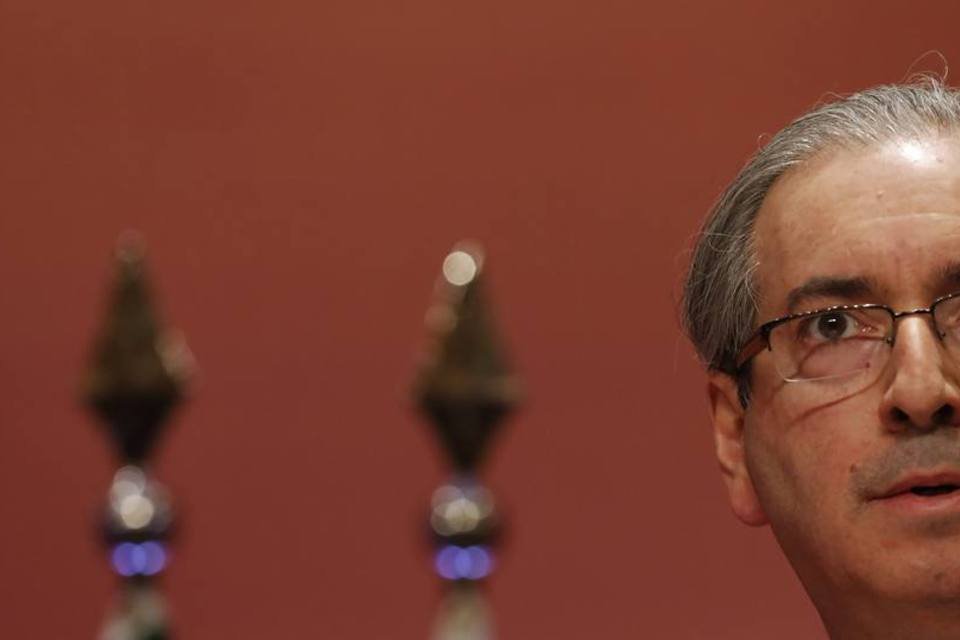 PGR pode pedir afastamento de Cunha da presidência da Câmara