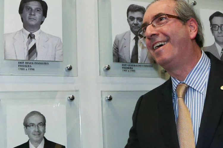 
	Eduardo Cunha inaugura sua foto na galeria de ex-l&iacute;deres do PMDB na C&acirc;mara
 (Lula Marques/ Agência PT/Fotos Públicas)