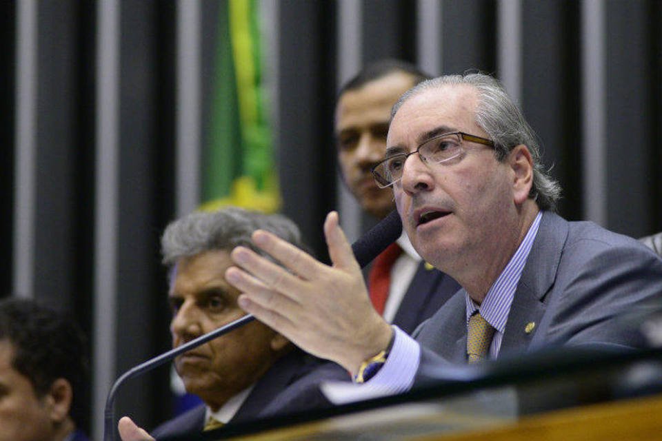 Eduardo Cunha diz que apoia redução de ministérios