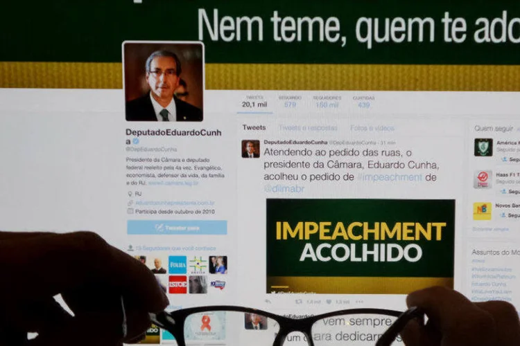 
	Tweet do presidente da C&acirc;mara Eduardo Cunha, dizendo que a pedido das ruas, o pedido de impeachment foi acolhido
 (Rafael Neddermeyer/ Fotos Públicas)
