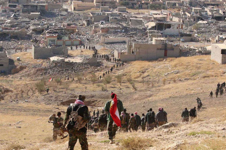 
	Vit&oacute;ria simb&oacute;lica: retomada de Sinjar pode desferir um importante golpe contra os jihadistas no plano estrat&eacute;gico
 (Ari Jalal / Reuters)