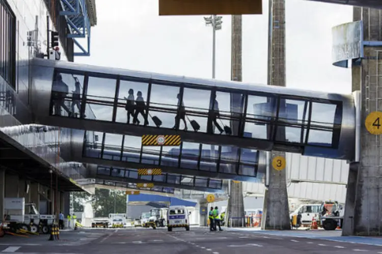 
	Aeroporto: ebola &eacute; transmitido somente quando paciente j&aacute; tem sintomas, diz secret&aacute;rio
 (Infraero/Divulgação)