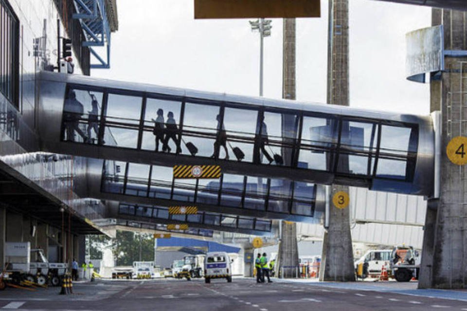 Governo vai alertar passageiro sobre ebola em aeroportos