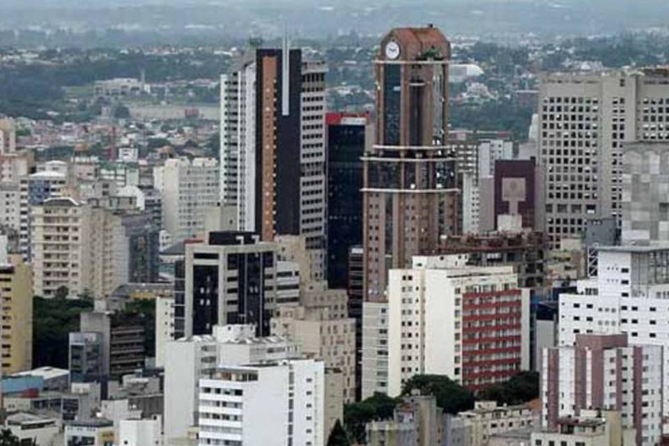Curitiba pede fim das "contas secretas" da Prefeitura