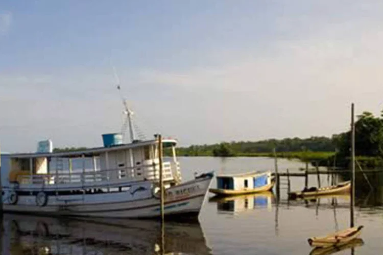 
	Amap&aacute;: o barco tinha capacidade para 40 pessoas, mas se suspeita que tinha um excesso de passageiros
 (Divulgação/ Prefeitura de Cutias)