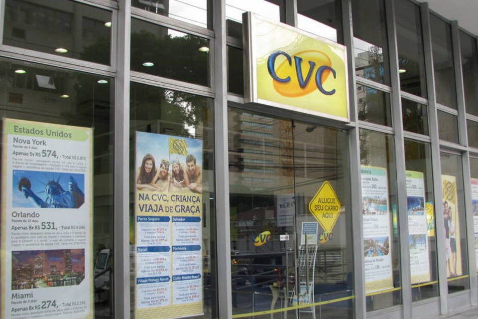 Sócios vão se desfazer de ações e CVC afunda na Bolsa