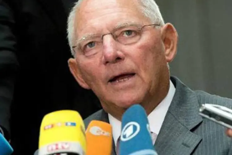Wolfgang Schäuble concede entrevista em Berlim no dia 2 de setembro de 2013 (Afp.com / MAURIZIO GAMBARINI)