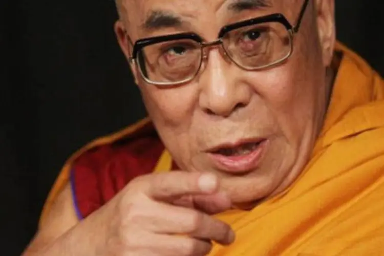 Mais de 12.500 pessoas fizeram 289 perguntas para o Dalai Lama, que já foi classificado por Pequim como "lobo vestido de túnica"
