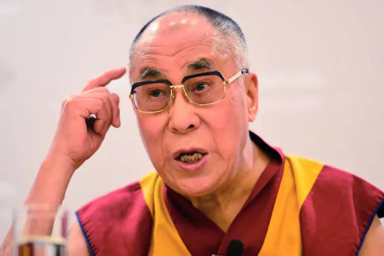 
	Dalai Lama: &quot;O isl&atilde; &eacute; uma religi&atilde;o de paz, os intolerantes prejudicam sua pr&oacute;pria f&eacute; e seus pr&oacute;prios irm&atilde;os&quot;
 (Thomas Lohnes / Getty Images)