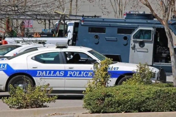
	Ataque em Dallas: o Ex&eacute;rcito disse que Johnson serviu ex&eacute;rcito americano de mar&ccedil;o de 2009 a abril de 2015
 (Jana J. Pruet / Reuters)