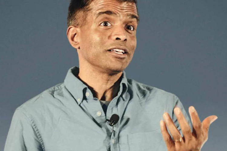 Damodaran: “Cerca de 90% das pessoas que compram e vendem ações são especuladores” (Divulgação)