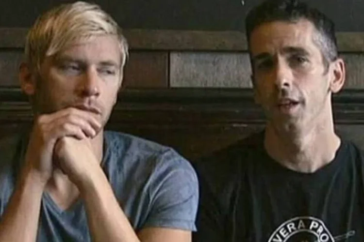 Dan Savage (à direita) também mantém mantém um blog e um podcast (.)
