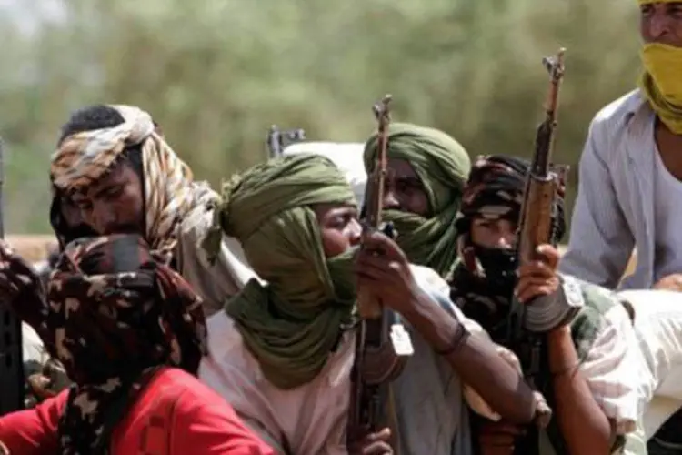 
	Rebeldes da regi&atilde;o de Darfur: o conflito come&ccedil;ou em janeiro de 2003, quando dois grupos armados se rebelaram contra o governo de Cartum&nbsp;
 (©AFP/File / Ashraf Shazly)