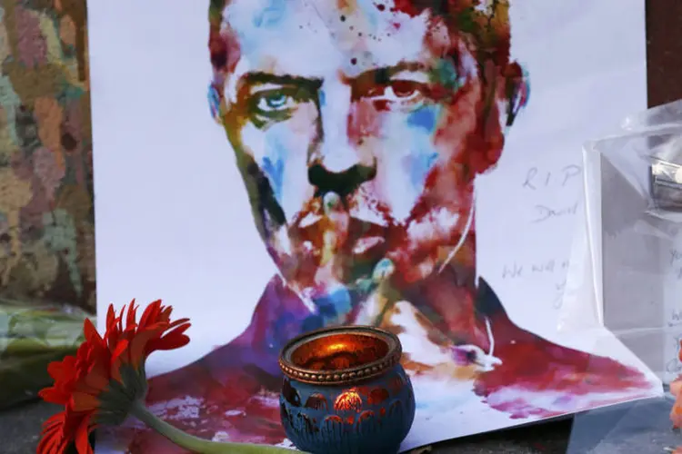 
	David Bowie: &quot;Sua morte n&atilde;o foi distinta de sua vida: uma obra de arte&quot;
 (Stefan Wermuth / Reuters)
