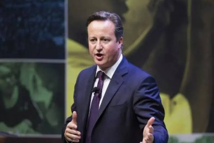David Cameron fala durante evento em Nova York: ele convocou para sexta-feira uma sessão extraordinária no Parlamento para debater ataques ao EI (John Minchillo/AFP)