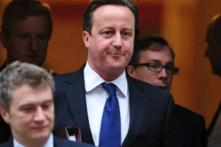 David Cameron: "apenas as soluções pacíficas e diplomáticas estão sendo estudadas" (AFP)
