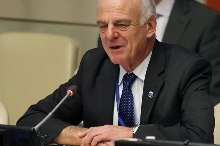 Representante da ONU para o ebola, David Nabarro, durante um discurso na Assembleia Geral (Mike Segar/Reuters)