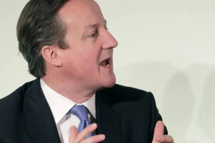 
	David Cameron: de acordo com o &nbsp;&quot;The Independent&quot;, fontes governamentais confirmaram que a ideia de Cameron era limitar a publica&ccedil;&atilde;o de mais revela&ccedil;&otilde;es
 (REUTERS/Ints Kalnins)