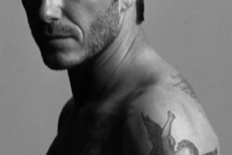 
	Beckham para a H&amp;M: o jogador qualificou as filmagens como&nbsp;&quot;experi&ecirc;ncia extraordin&aacute;ria&quot;
 (Reprodução)