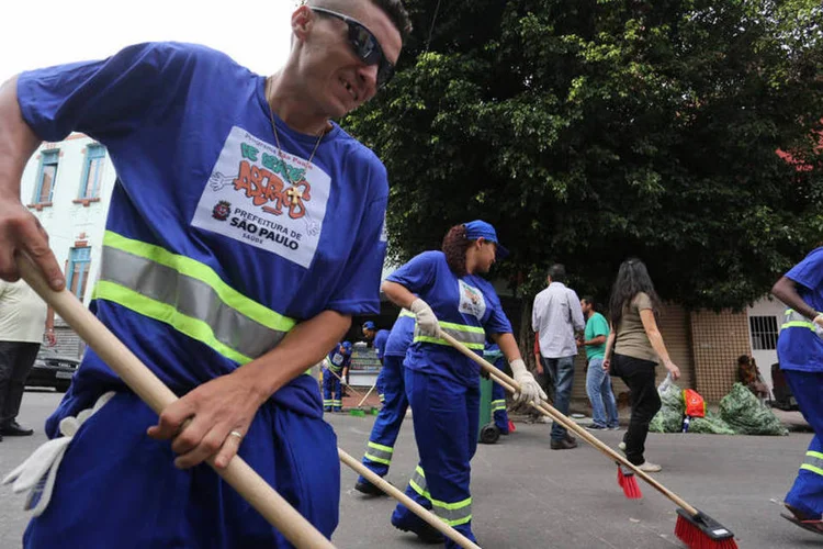 
	Programa &quot;De bra&ccedil;os abertos&quot;: Haddad anunciou 500 novas vagas para atender dependentes qu&iacute;micos que moram nas ruas
 (Fábio Arantes/Secom Prefeitura de São Paulo)