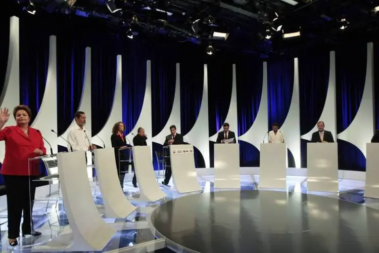
	Candidatos: a propaganda do PSDB crititou a falta de experi&ecirc;ncia e apoio pol&iacute;tico de Marina
 (Reuters/Paulo Whitaker)