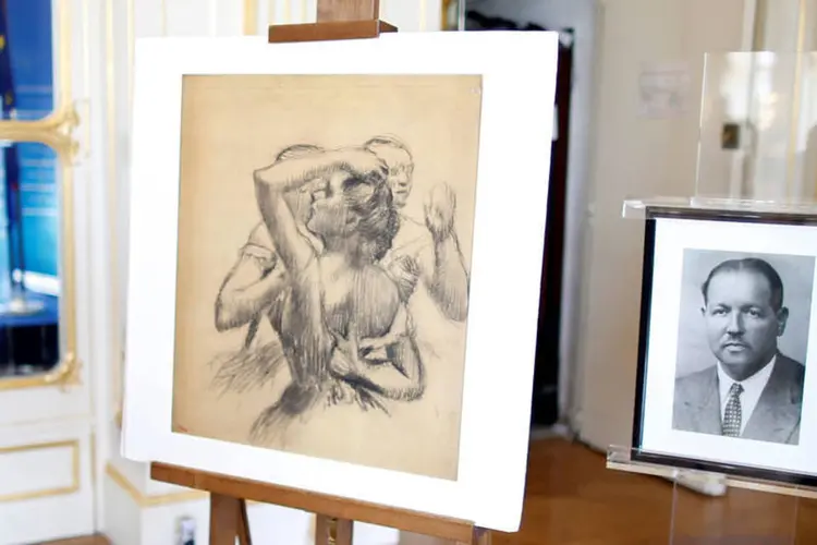
	Degas: o desenho foi encontrado em 1951 em um gabinete da antiga embaixada alem&atilde;
 (Charles Platiau / Reuters)