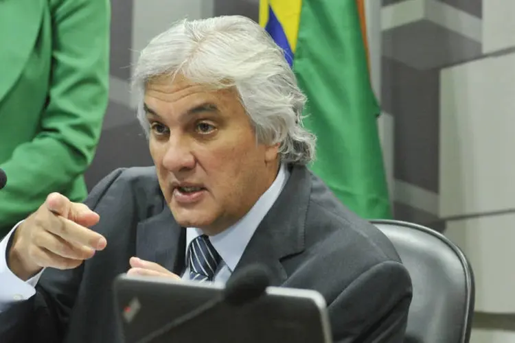 
	O senador Delc&iacute;dio Amaral (PT-MS): &quot;Se algu&eacute;m representar formalmente ele ter&aacute; direito de defesa e, se condenado, pode recorrer ao diret&oacute;rio nacional e ao encontro nacional&quot;
 (Geraldo Magela/ Agência Senado)