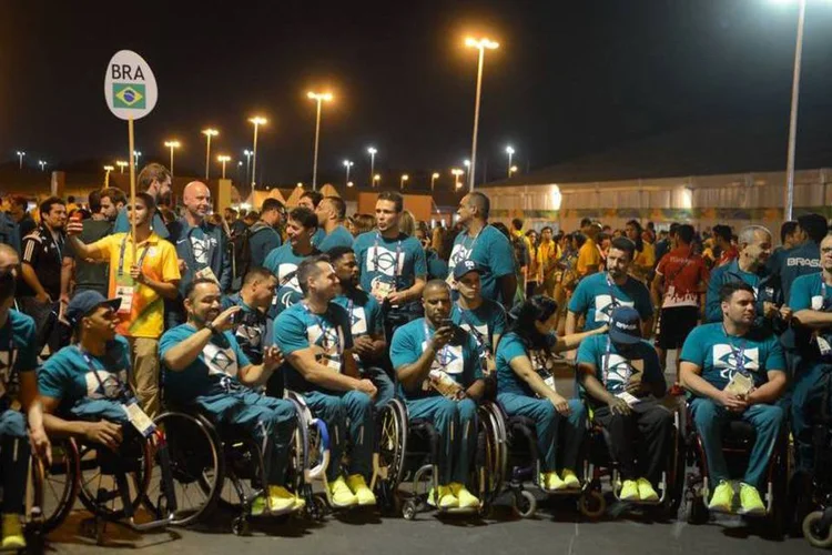 Delegação brasileira é recebida com espetáculo de dança na Vila Paralímpica Rio dos Jogos 2016 (Tomaz Silva/Agência Brasil)