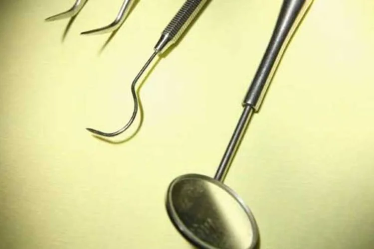 
	A odontopediatra recomenda que as m&atilde;es consultem o dentista antes do nascimento do beb&ecirc; para que possam ser orientadas sobre os cuidados com a pr&oacute;pria sa&uacute;de bucal e da crian&ccedil;a
 (Sean Gallup/Getty Images)