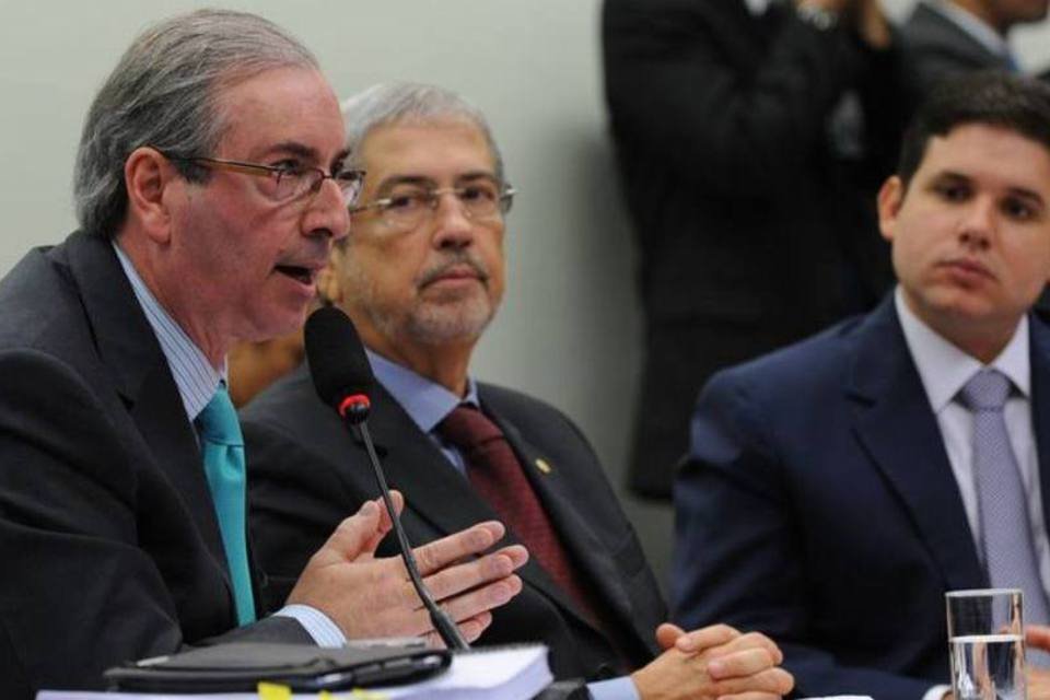 Cunha diz que sua inclusão em inquérito foi escolha política