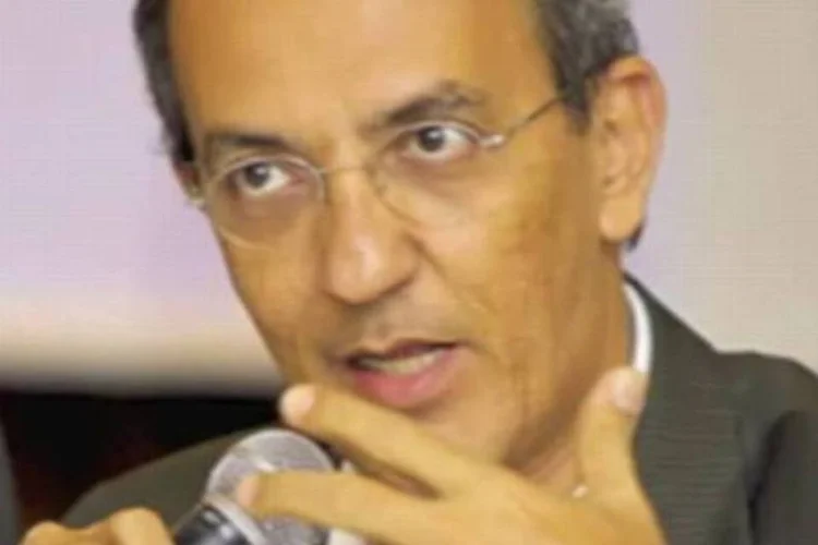 
	Deputado Arnaldo Jordy: &ldquo;O caso n&atilde;o &eacute; &uacute;nico. Mais do que estranheza, gera indigna&ccedil;&atilde;o&quot;, disse o presidente da CPI, Arnaldo Jordy
 (Reprodução/YouTube)