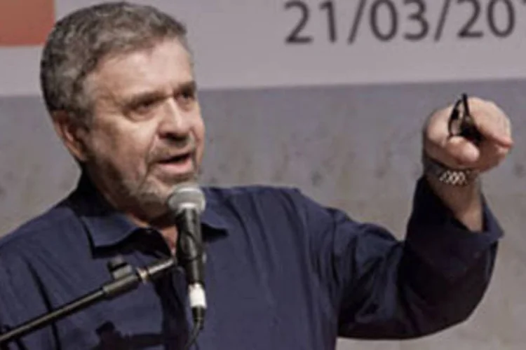 
	Jos&eacute; Am&eacute;rico: o deputado estadual foi presidente da C&acirc;mara Municipal at&eacute; 2013 e ter&aacute; a fun&ccedil;&atilde;o de intermediar a rela&ccedil;&atilde;o entre Executivo e Legislativo
 (André Bueno / CMSP)