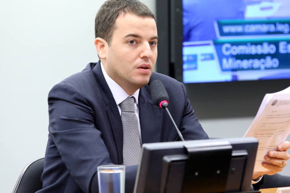 Três de 94 deputados da oposição não declaram voto sobre denúncia
