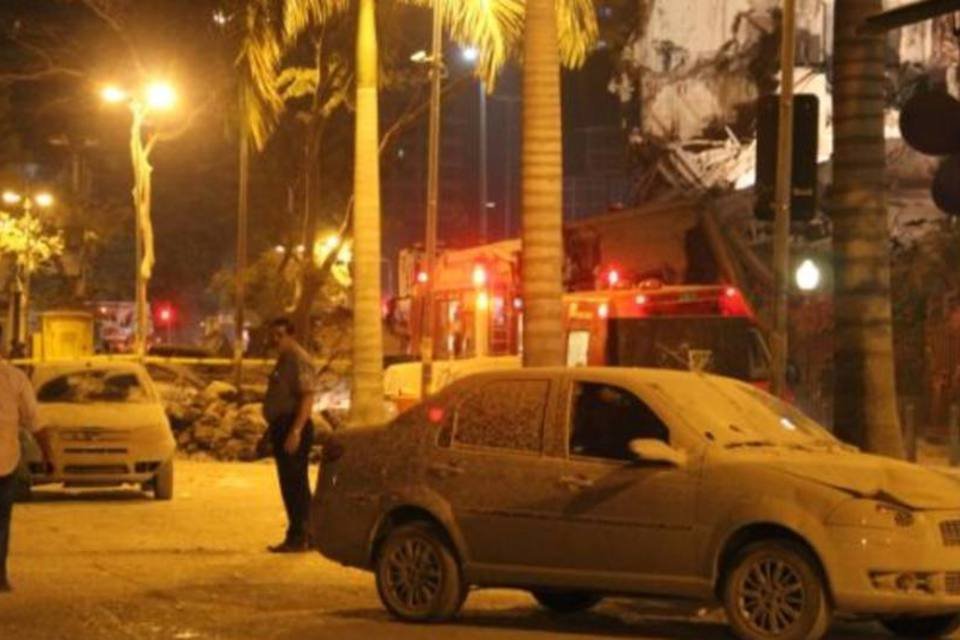 Localizado 14º corpo onde prédios desabaram no Rio