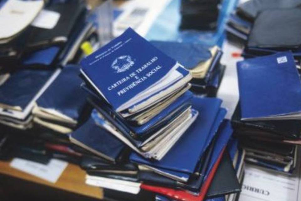 Dieese: desemprego em SP cai a 10,7% em novembro