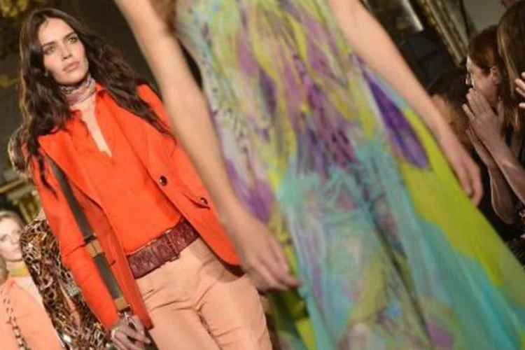 Desfile em Milão: para alguns, inspiração. Para outros, se trata apenas de cópia (Tiziana Fabi/AFP)
