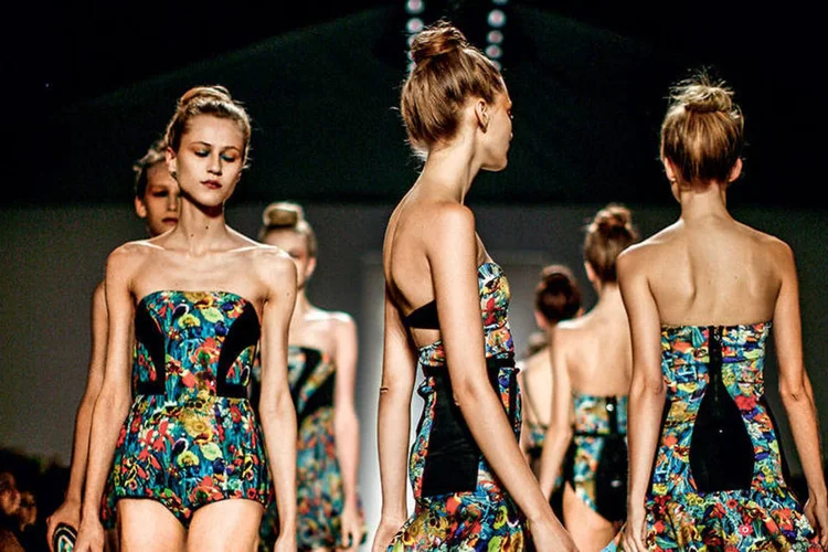
	Desfile: Cade aprova fus&atilde;o de Restoque com a Inbrands
 (Eric Thayer/REUTERS)
