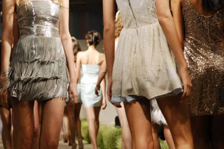 
	Desfile de moda: Helsen trabalhou para estrelas internacionais como Vivienne Westwood, Valentino e Armani
 (Arquivo/ Contigo)