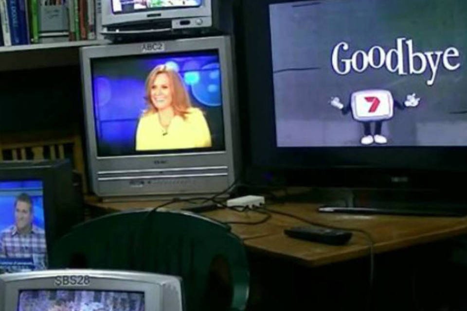 Ministro confirma cronograma de desligamento da TV analógica