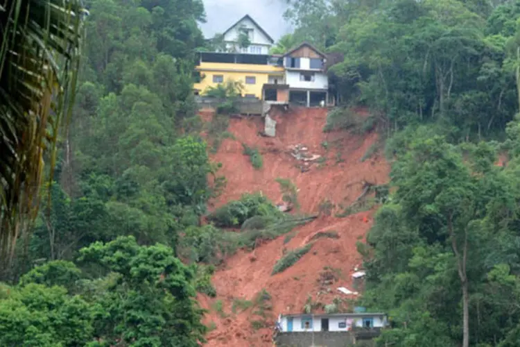Deslizamento em Nova Friburgo: município foi um dos afetados pelas chuvas (Walter Campanato / Agência Brasil)