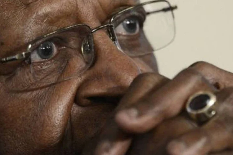 Desmond Tutu: cerca de dez milhões de crianças são casadas a cada ano de maneira forçada no mundo (©AFP / Stephane de Sakutin)