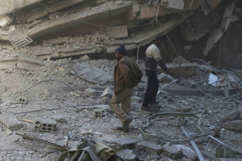 Bombardeios do regime na Síria deixam pelo menos 26 mortos