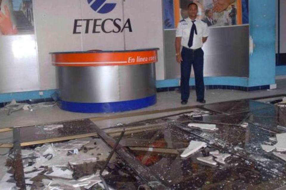 Brasil envia US$200 mil às vítimas do furacão em Cuba