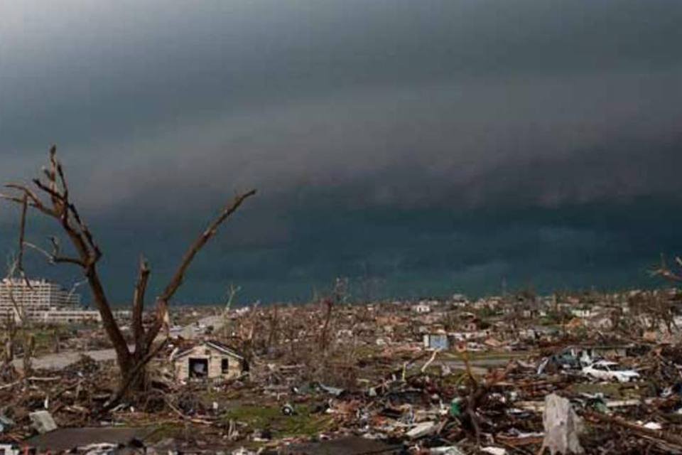 EUA recebe alerta de tornado e inundações