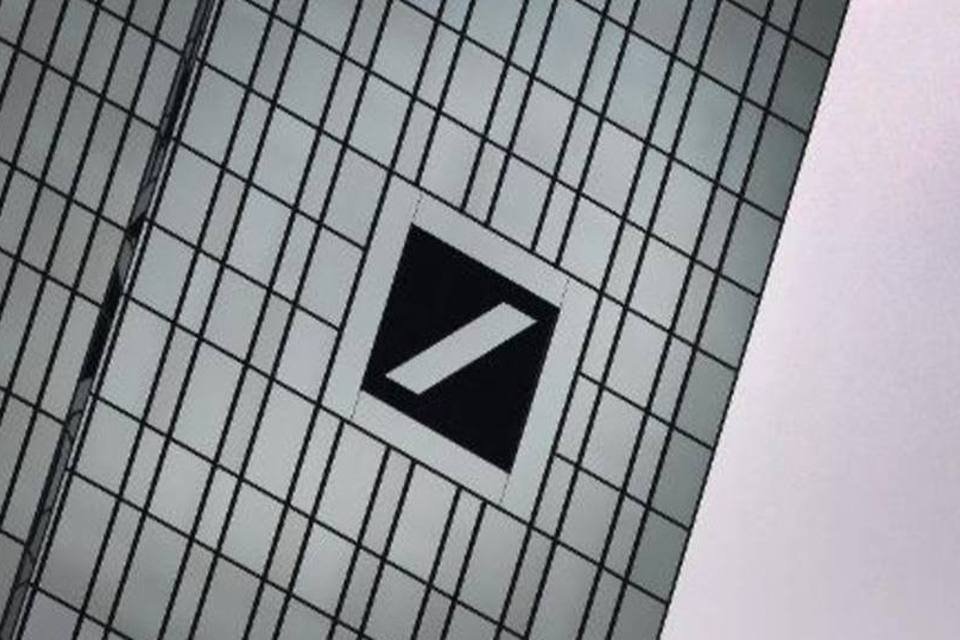 Deutsche Bank estuda cortar 25% de empregos pelo mundo