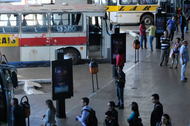 
	Em greve, rodovi&aacute;rios do DF deixam 1 milh&atilde;o de passageiros sem &ocirc;nibus
 (Antonio Cruz/ Agência Brasil)