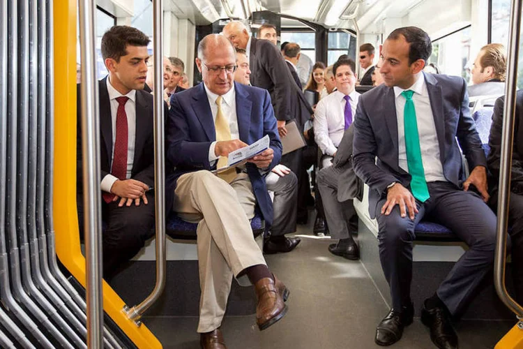 
	Geraldo Alckmin afirmou que deu ordem para que fosse revogado o sigilo imposto a diversos documentos das estatais de transporte p&uacute;blico
 (Daniel Guimarães/A2)