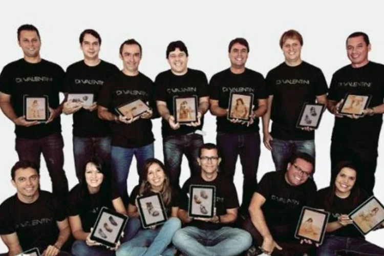 Equipe de representantes comerciais da DiValentini foi equipada com iPads (Divulgação)