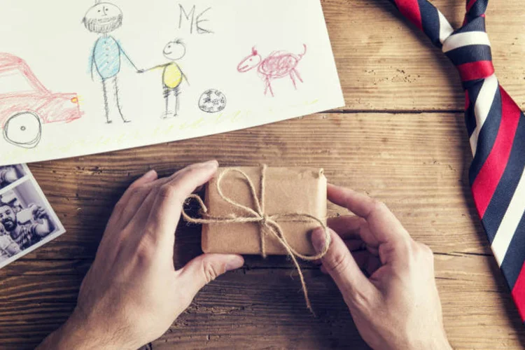 
	Dia dos Pais: o setor de vestu&aacute;rio deve ser o maior beneficiado, assim como ocorreu no &uacute;ltimo Dia das M&atilde;es
 (Halfpoint/Thinkstock/Thinkstock)